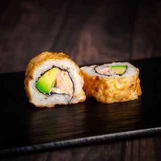Uramaki Crispy Salmón Aguacate (8 Pzs.)