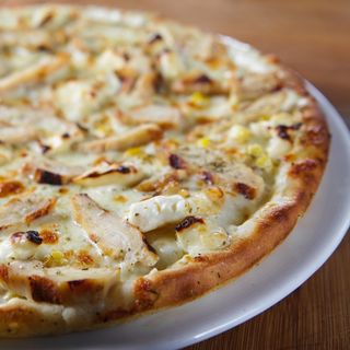 Пица с пиле и сметана