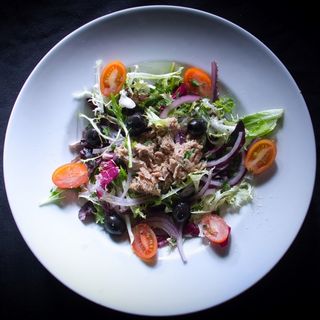 Ensalada De Atún