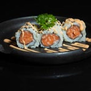 91 Uramaki spicy salmon
