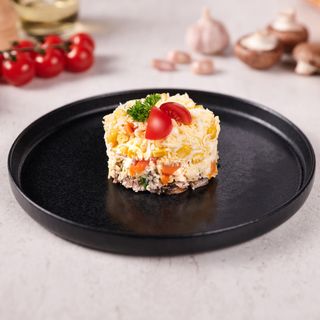 Салат з куркою та грибами, 100г