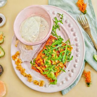 Naleśniki "KINGSIZE" - z sosem pieczarkowym, kurczakiem, serem