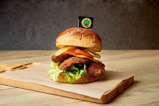 Burger Let's go chicken