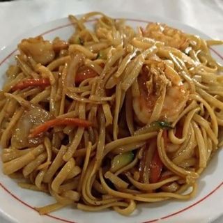 Tallarines Fritos Con Gambas