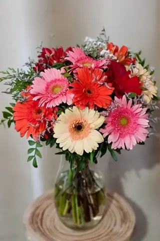 Ramo De Gerberas Multicolor - Rainbow