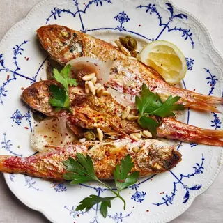 Plat Rouget De Roche