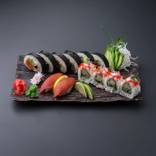 Saitama set 12 sztuk