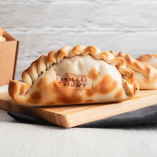 Empanada Pollo Curry