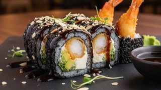 Uramaki Black Tiger