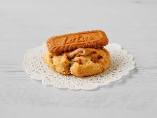 Cookie con topping de Lotus