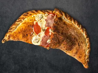 Calzone De Carne