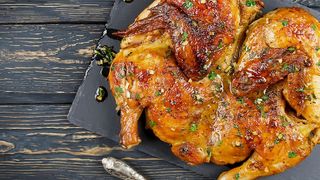 იმერული წიწილა ნაკვერჩხალზე