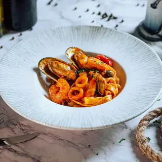 Paste cu mix fructe de mare