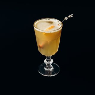 Горнятко апельсиново-лавандового чаю