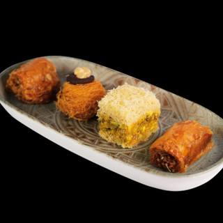 60. Surtido de baklawa