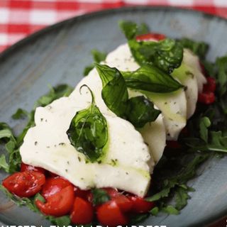 Nuestra Ensalada Caprese