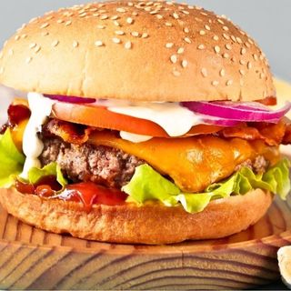 HAMBURGUESA GOURMET MAMALU 1