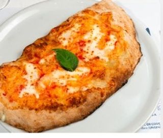 Calzone con prosciutto e formaggio
