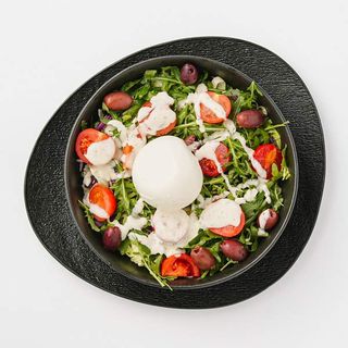 Salata Stručna suradnica buratta