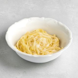 Спагетти в сливочном соусе