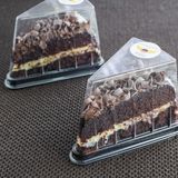 Bolo de Chocolate Negro com Coco (1 Fatia)