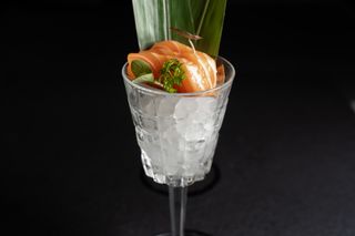 130. Sashimi sake - 3 pezzi