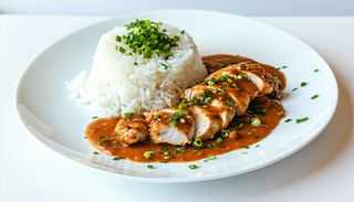 Piept de pui cu vinsi usturoi cu garnitura de orez