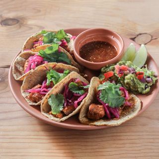 Taquiza para 2 / Cochinita Pibil 