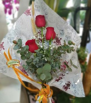Rosas con espigas