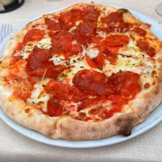 Pizza Diavola/ Pizza Diavola