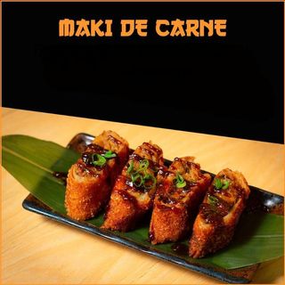 Maki de carne