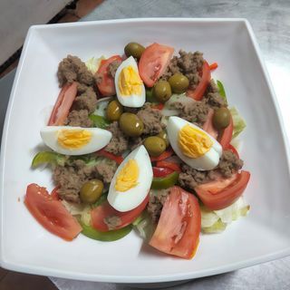 Ensalada De Atún