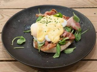 Eggs Royale