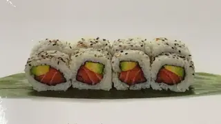 64. Sake avocado - 8 pezzi