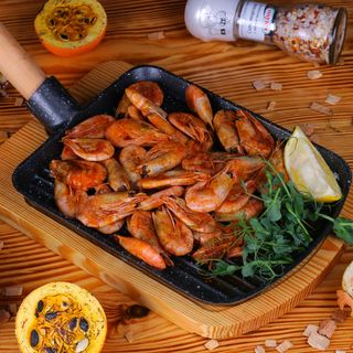 креветки с чесноком, перцем чили в устричном соусе (300гр)