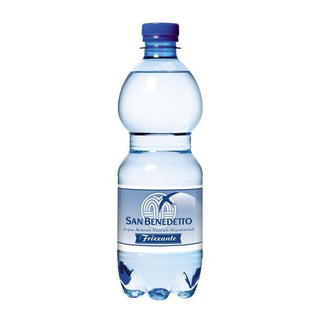 Acqua naturale