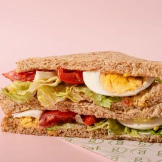 Healthy Sandwich! Lattuga, Pomodoro, Uovo Sodo e Mayo al Pepe 