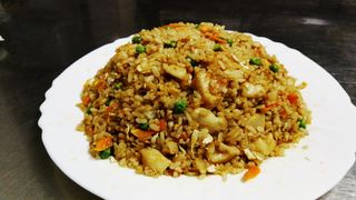 Pržena riža - kombinacija