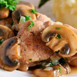 Cerdo Con Champiñones