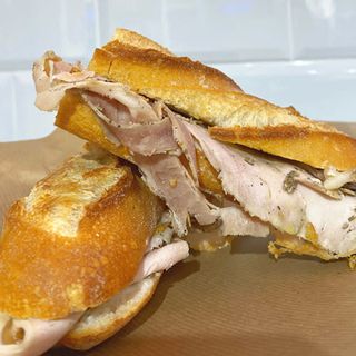 Bocadillo Porchetone