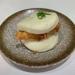 93C. Bun bao de ebi (1 ud.)