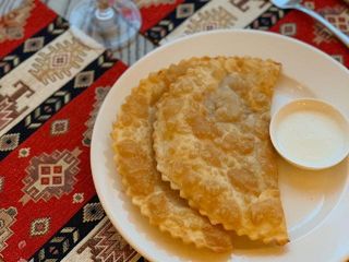 З бараниною Чебурек з бараниною  (3шт)