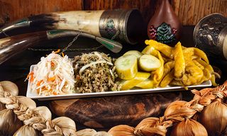 მწნილის ასორტი