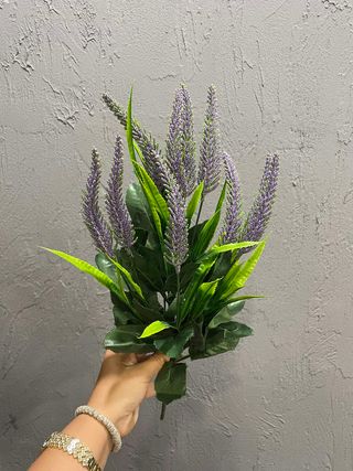 Komadno vještačko cvijeće