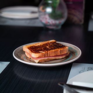 Sándwich Mixto (Tapa)