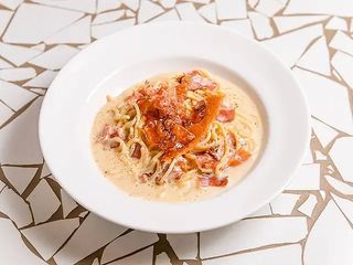 Спагеті з панчетою