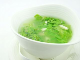 Zuppa di tofu con verdure