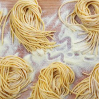 SPAGHETTI ALLA CHITARRA BOLOGNESE 