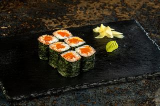 Spicy Salmon Maki