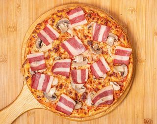 Bacon Pizza 26